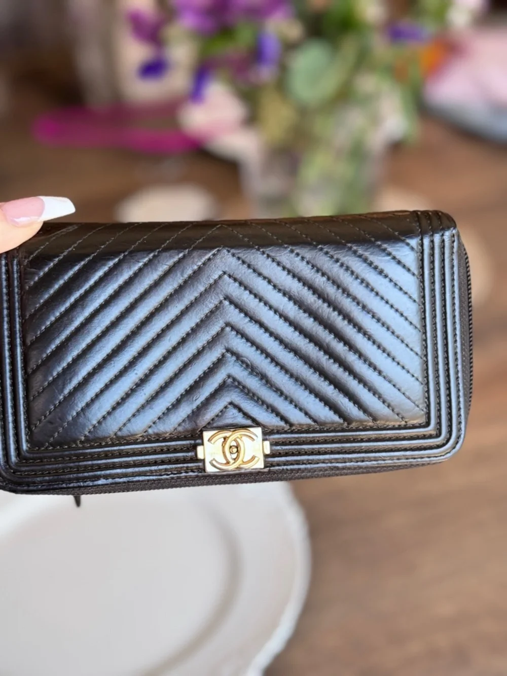 Chanel Black Quilted Chevron Wallet - Picture 11 of 12